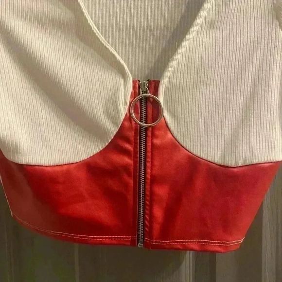 May Pink 2 piece set red & white zippered crop top with red elastic waist pants - Picture 10 of 12